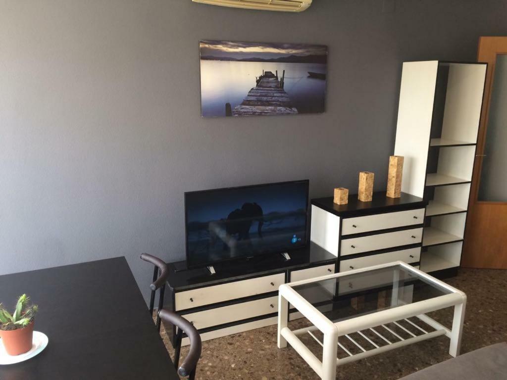 Ferienwohnung Amplio Y Comodo Apartamento Con Parking Valencia Exterior foto